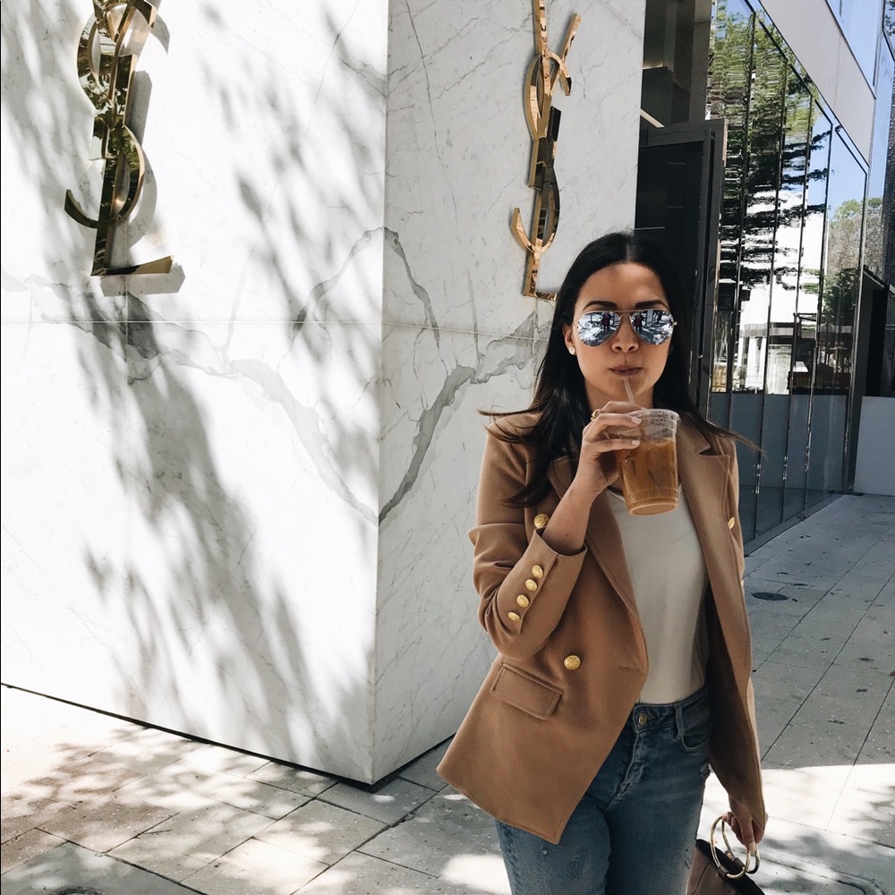 Meet your Posher, Tina